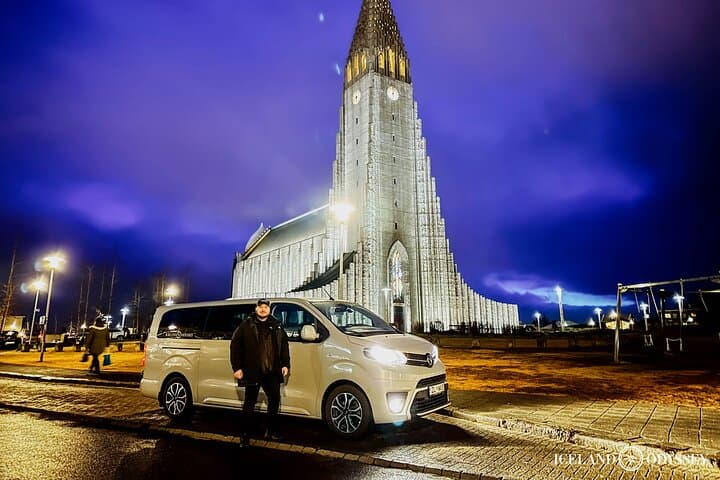 Golden Circle to Northern Lights: Private Full-Day Tour from Reykjavik