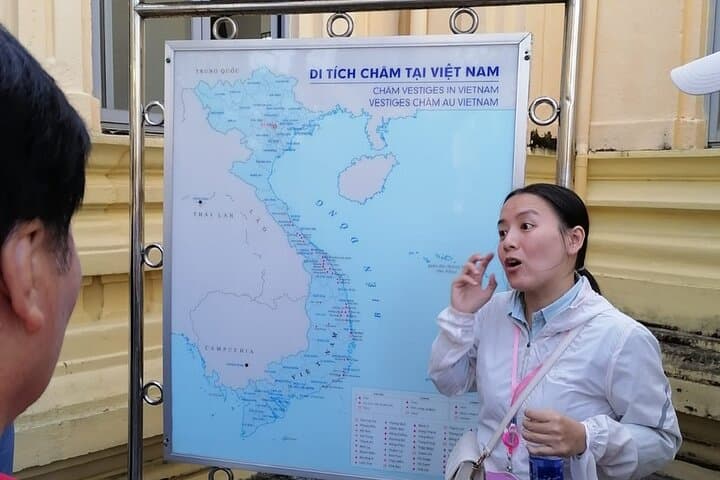 Da Nang Full-Day Historical Walking Tour: Cham Museum, Dragon Bridge & Marble Mountains