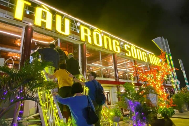 Da Nang Full-Day Historical Walking Tour: Cham Museum, Dragon Bridge & Marble Mountains photo 4