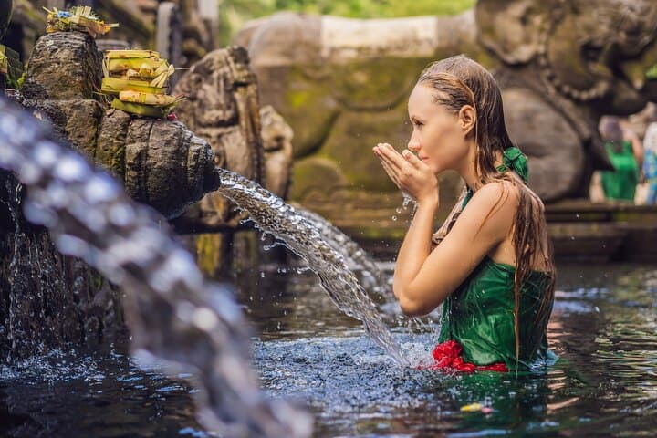 Ubud Full-Day Tour: Tegalalang Rice Terraces, Monkey Forest & Kanto Lampo Waterfall
