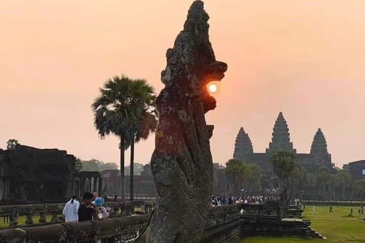 Two-Day Private Taxi from Phnom Penh to Siem Reap: Angkor Sunrise & Roadside Temples photo 1