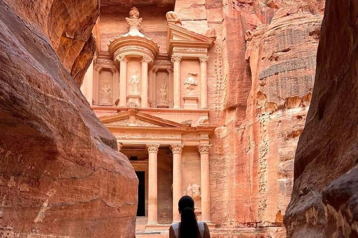 Two-Day Petra and Wadi Rum Private Guided Tour — Explore Jordan’s Rose-Red City and Desert photo 5