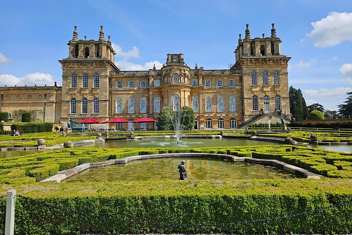 Private Heathrow to Southampton Transfer via Oxford & Blenheim Palace — Full-Day Guided Tour photo 2