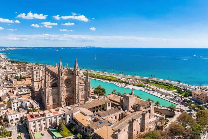 Palma de Mallorca 6-Hour Private Port Tour to Valldemossa & Deià photo 2