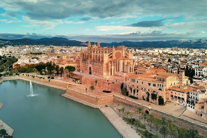 Palma de Mallorca 6-Hour Private Port Tour to Valldemossa & Deià photo 3