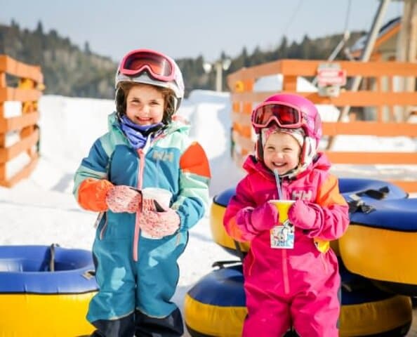 Mont-Tremblant Snow Tubing: Night Runs and Family Lanes in the Laurentians