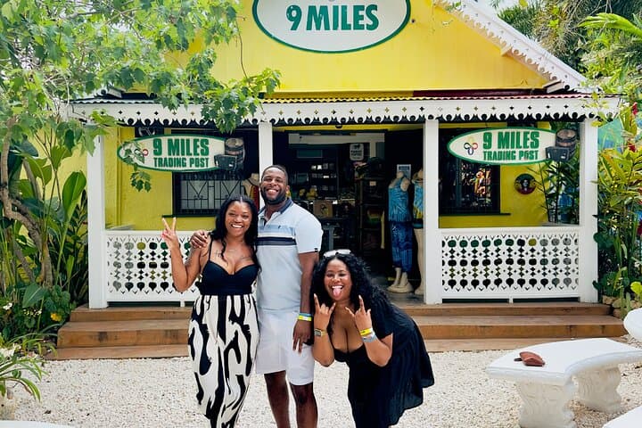 Private Bob Marley Mausoleum Tour in Nine Mile, St Ann photo 4