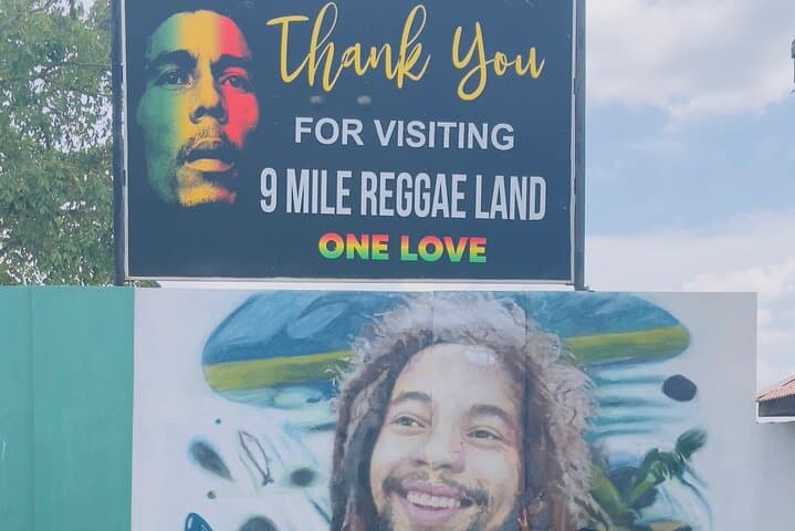 Private Bob Marley Mausoleum Tour in Nine Mile, St Ann photo 5
