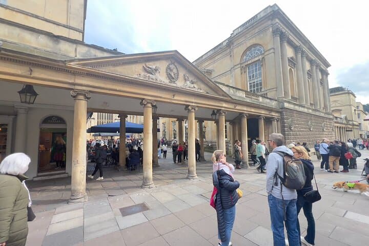 Private 12‑Hour Day Trip to Windsor Castle, Stonehenge & the Roman Baths from London photo 4