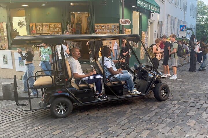 Private Paris Golf Cart Tour: Landmarks & Hidden Gems in 2 Hours photo 5