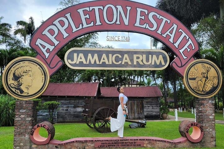 YS Falls, Pelican Bar & Appleton Estate: South Coast Rum, Rapids and Sandbank Adventure photo 1