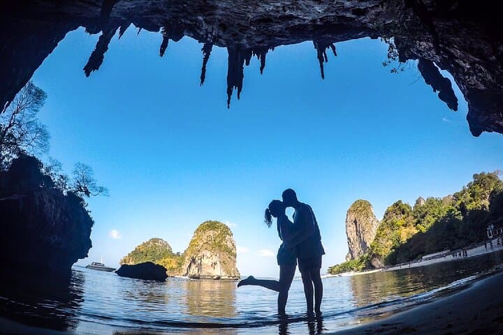 Krabi Four-Island Speedboat Tour: Phra Nang, Chicken, Tup & Poda photo 4