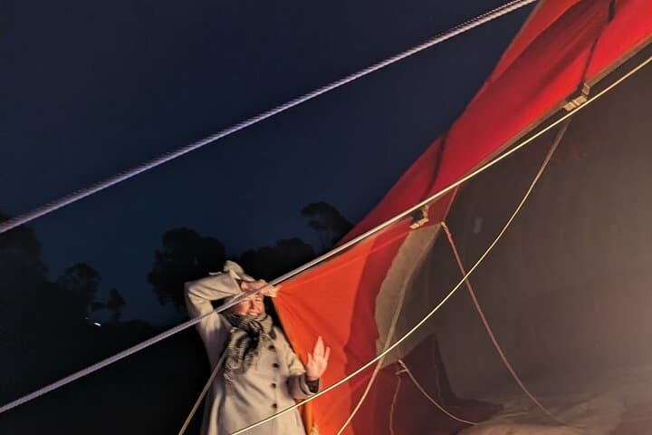 Sunrise Hot Air Balloon Over Bendigo: Premium Flight & Champagne Breakfast photo 5