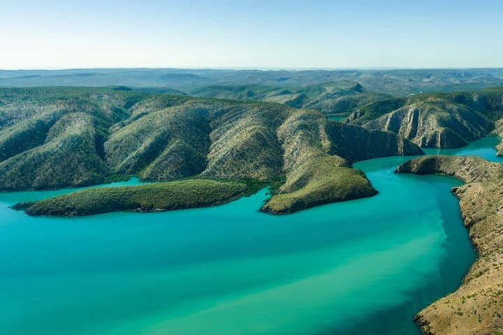 Cygnet Bay Explorer Wet Season: Horizontal Falls Flight, Pearl Farm & Giant Tides Sea Safari photo 3