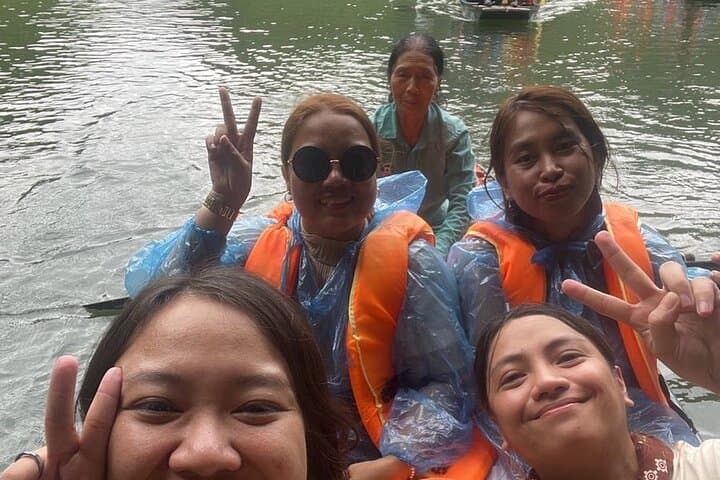 Full-Day Ninh Binh Adventure: Hoa Lu, Trang An Boat Ride & Mua Cave Views