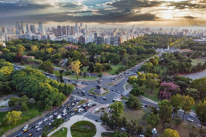 Explore Buenos Aires by Private Car: Half-Day Custom Sightseeing from Plaza de Mayo to Palermo