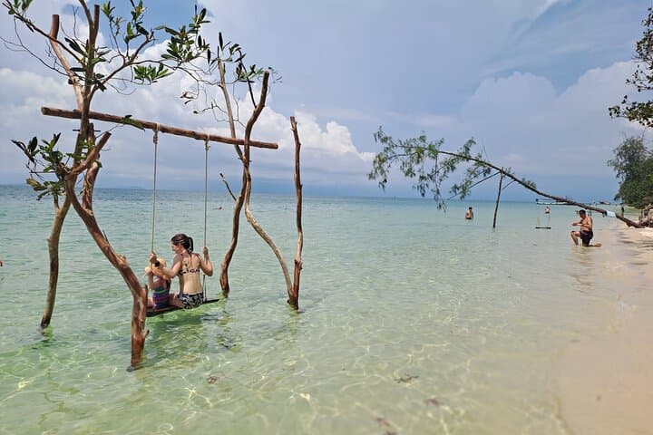 Private Phu Quoc Island Tour — Beaches, Rainforest & Local Culture