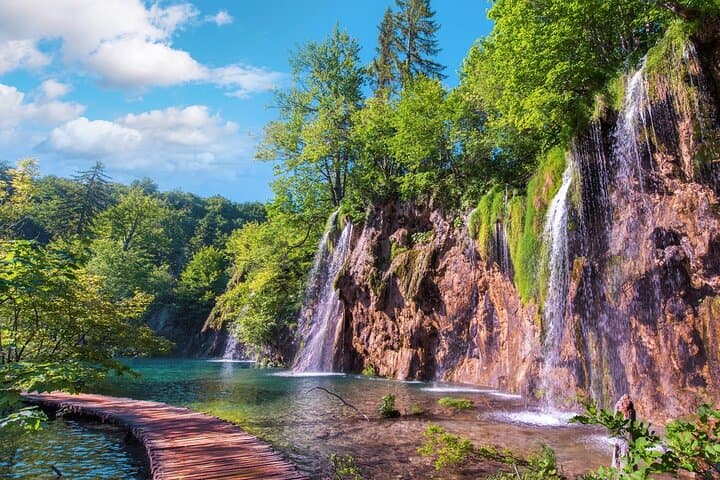 Plitvice Lakes Private Day Trip from Zadar — Turquoise Lakes & Waterfalls photo 4