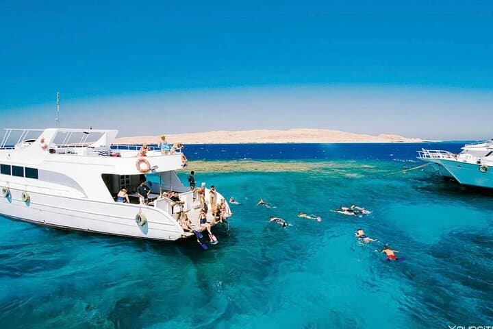 Hula Hula Island Full-Day Snorkeling, Water Sports & Lunch from Hurghada photo 3