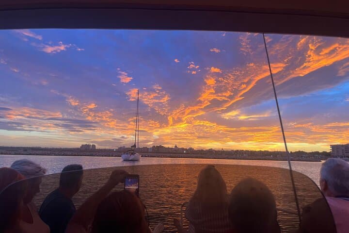 Sunset Cruise in Torrevieja: Exclusive Boat with Cava