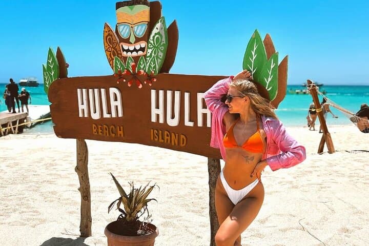 Hula Hula Island Snorkeling Day Trip from Hurghada with Lunch photo 3