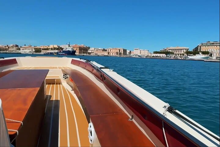 Exploring Syracuse by Sea: A Private Tour of Ortigia and Plemmirio with Local Tastes