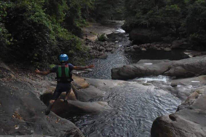 Kithulgala White Water Rafting & Canyoning Day Trip from Colombo photo 4