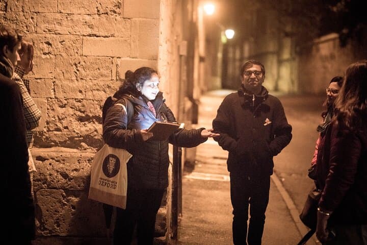 Haunted Oxford Walking Tour: Dark History & Ghost Stories photo 2