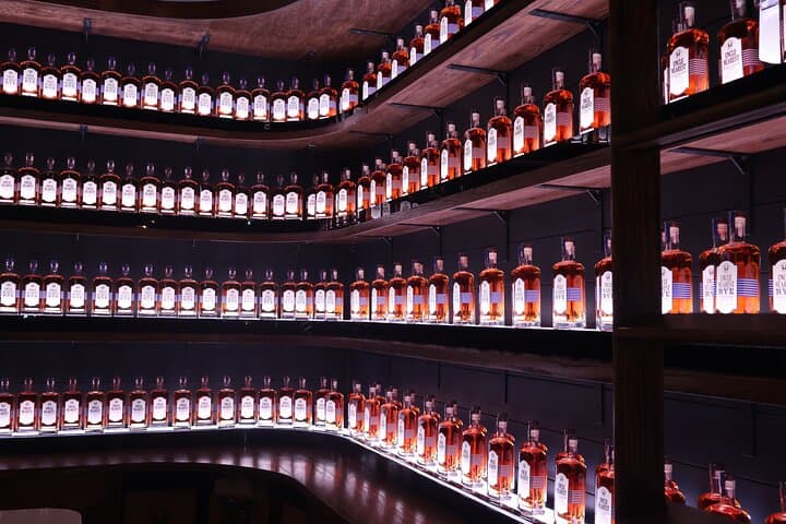 Nashville to Uncle Nearest Distillery: Bus Tour & Whiskey Tastings photo 5