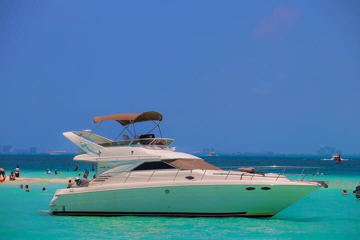 Private 46ft Yacht Rental in Cancun — Cruise, Snorkel & Isla Mujeres photo 3
