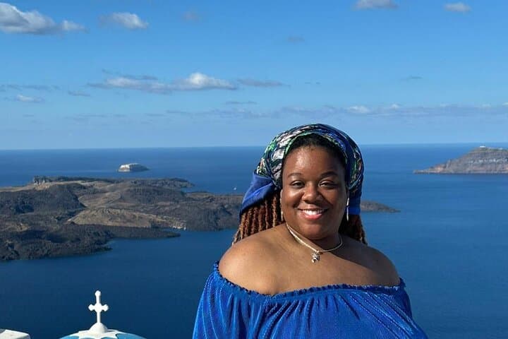 Discover Santorini: Tailor Made Tours with Local Guides photo 2
