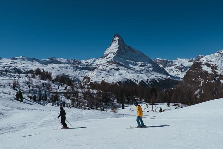 Full-Day Private Ski Lesson in Zermatt — Master the Matterhorn Slopes photo 4