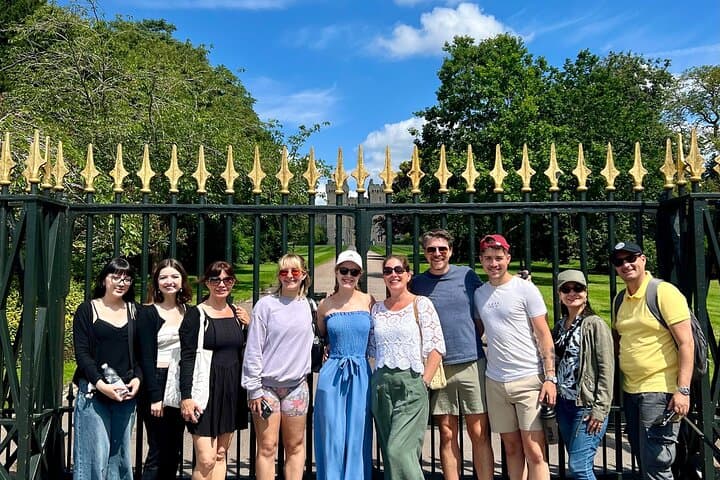Windsor Daily Town Walking Tour: Castle, Thames & Eton (90 Minutes)