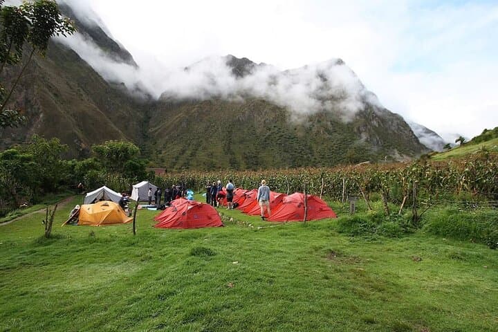Classic Inca Trail: 4-Day Hike to Machu Picchu via the Sun Gate photo 3