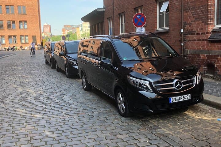 Private 3-Hour Hamburg VIP Driving Tour with a Former Policeman photo 5