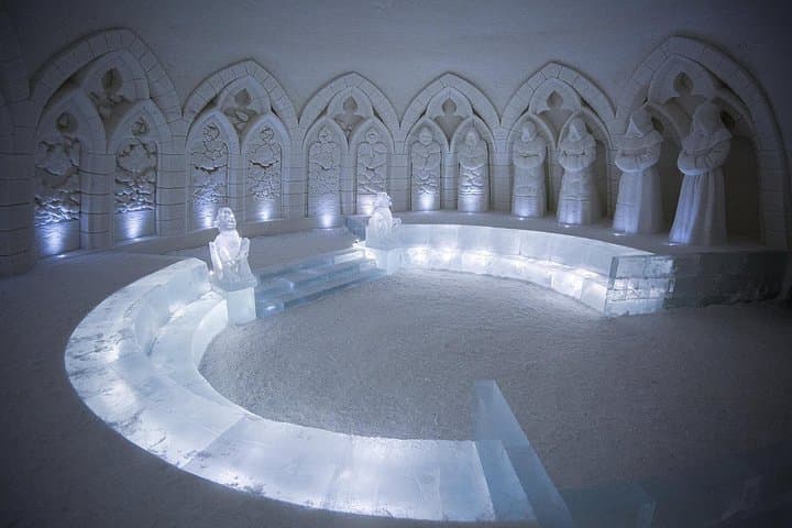 Inside SnowVillage: Private Ice Exhibition Tour from Levi (2024–25 Underwater World) photo 2