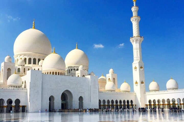 Abu Dhabi Full-Day City Tour: Ferrari World, Louvre & Sheikh Zayed Mosque