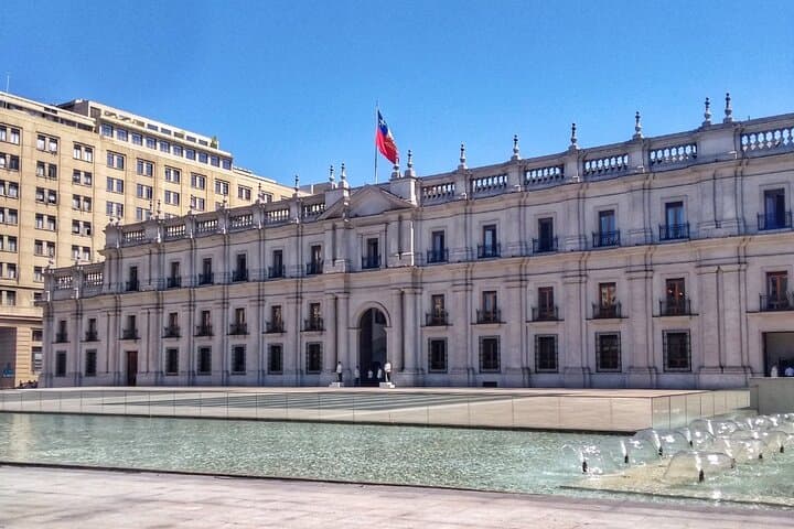 Historic Walking Tour of Santiago: Plaza de Armas, La Moneda & Santa Lucía