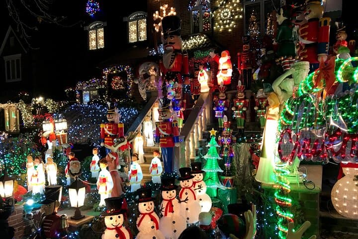 Dyker Heights Christmas Lights Walking Tour from Times Square | NYC Holiday Lights photo 5