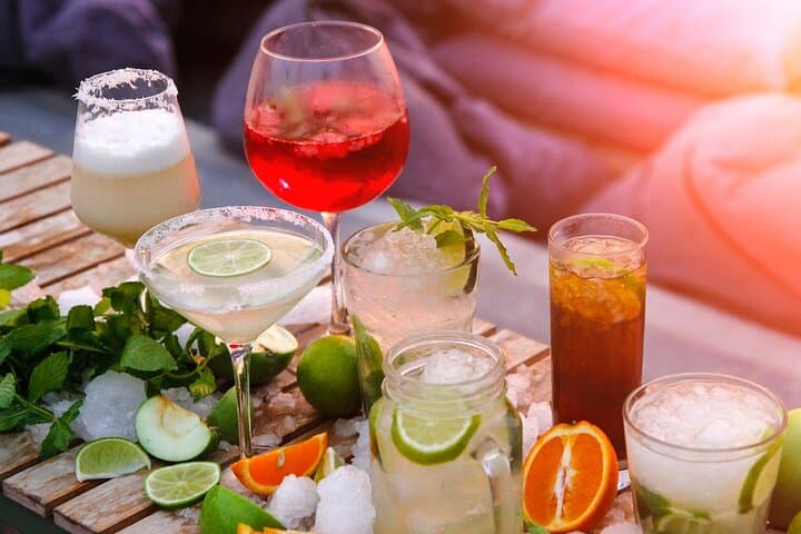 Cambridge to Hobart Distillery Tour: Customisable Tasmanian Spirits Tasting