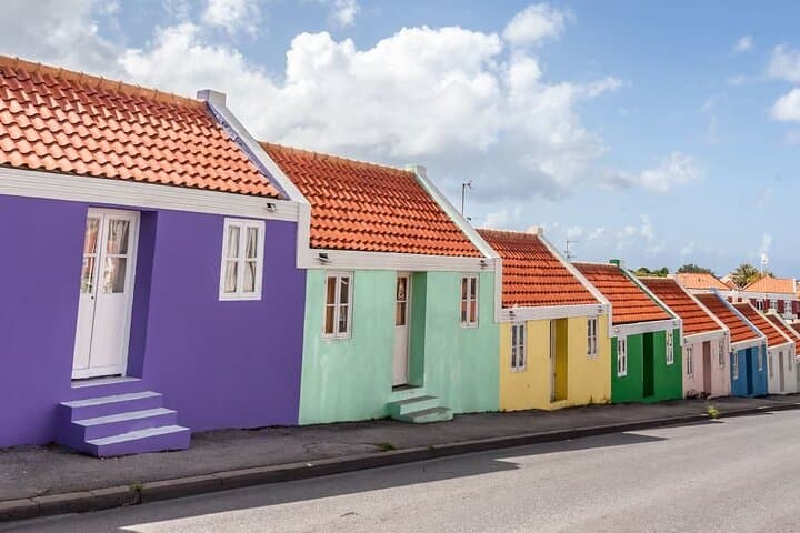 Willemstad Shop and Beach Tour: Punda, Chobolobo & Mambo Beach photo 3