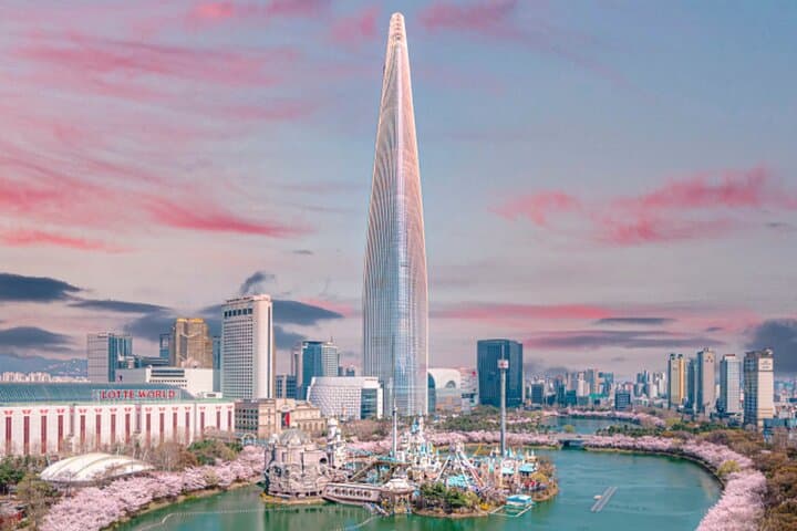 Seoul Lotte World & Seoul Sky: Rides, Records, and 500m City Views
