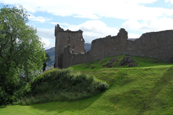 Historic Edinburgh Private Walking Tour: Royal Mile & Old Town Highlights photo 5