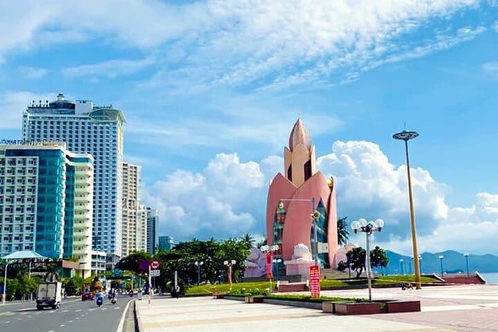 Nha Trang Instagram Day Tour: Tram Huong, Ponagar Temple & Hon Chong in 4 Hours photo 4
