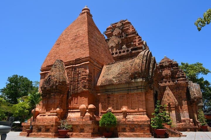 Nha Trang Instagram Day Tour: Tram Huong, Ponagar Temple & Hon Chong in 4 Hours photo 6