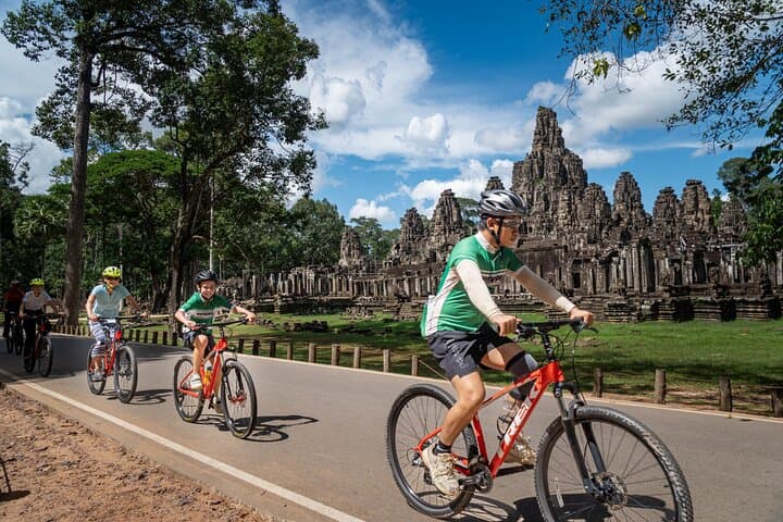 Cycle Angkor's Backroads: E‑Bike Temple Tour with Lunch photo 4
