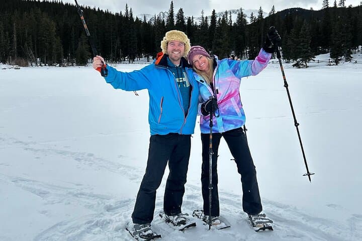 Discover Colorado’s Winter Wonderland: Echo Lake Snowshoeing Adventure