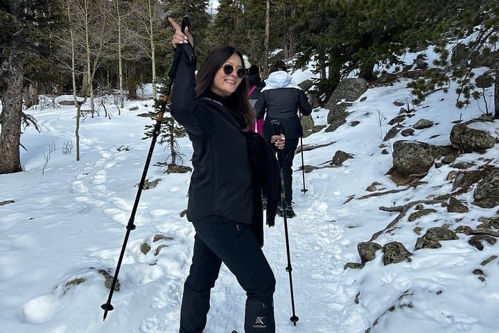 Discover Colorado’s Winter Wonderland: Echo Lake Snowshoeing Adventure photo 3
