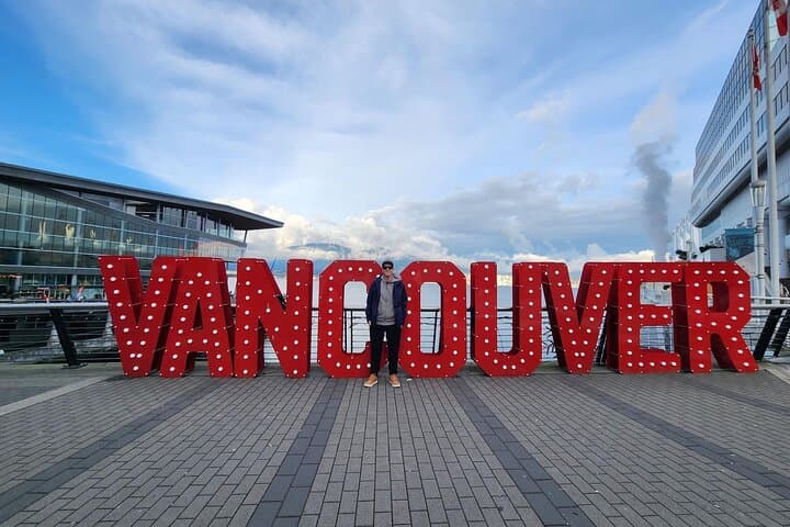 Vancouver City Special Tour with FlyOver Canada: Stanley Park, VanDusen & Waterfront photo 4