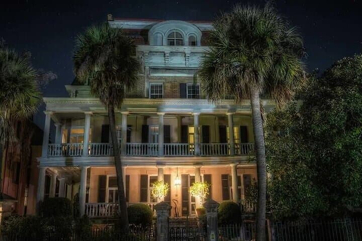 Death and Depravity Ghost Tour Charleston: Dark History Walking Tour photo 2